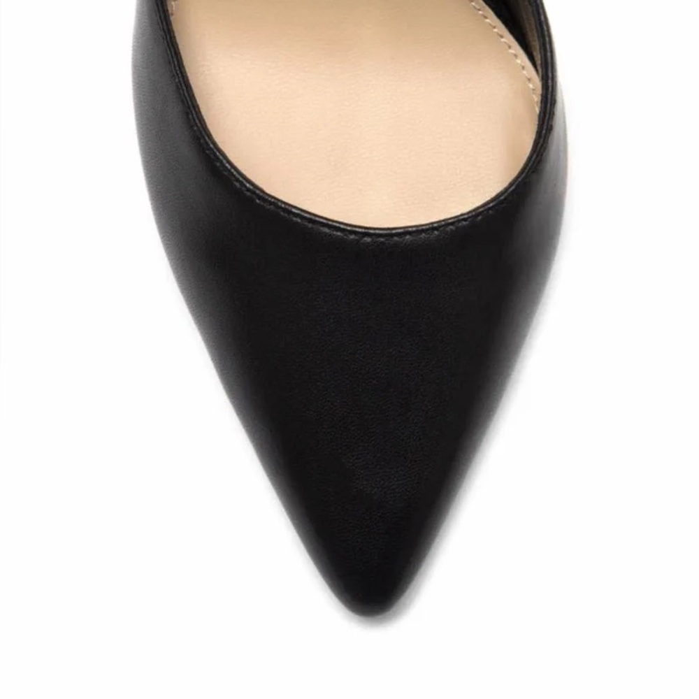 Vince Camuto Black Pointed Toe D'Orsay Pumps - Picture 8 of 8
